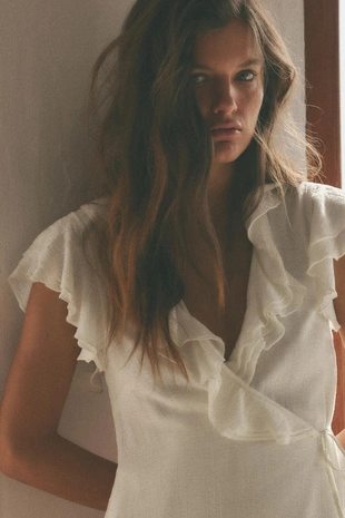 Мини-платье с воланами- Заказать в России