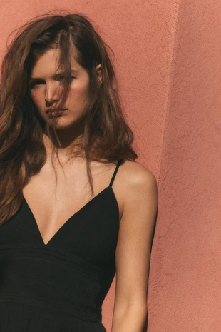 Мини-платье с вышивкой