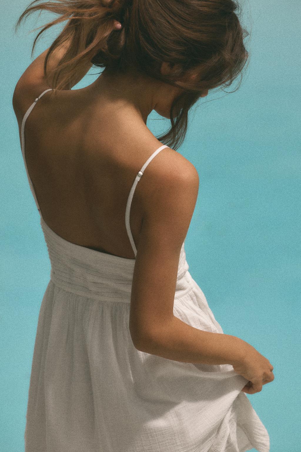 МИНИ-ПЛАТЬЕ С ВЫШИВКОЙ