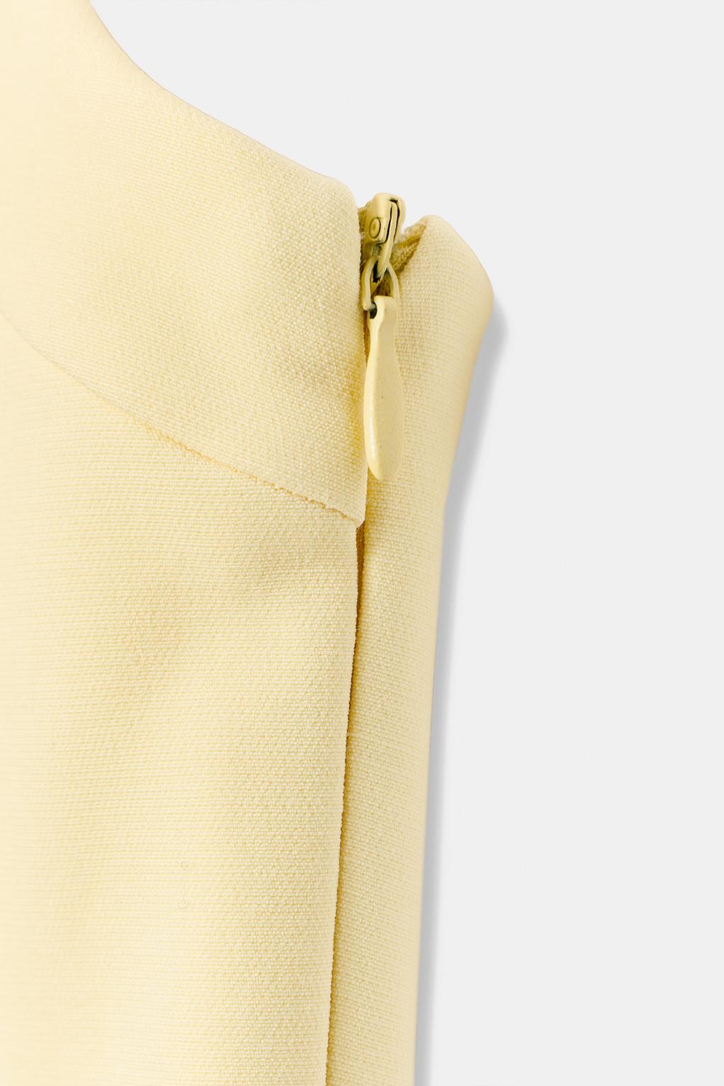 ПЛАТЬЕ ХАЛТЕР С РАСКЛЕШЕННОЙ ЮБКОЙ