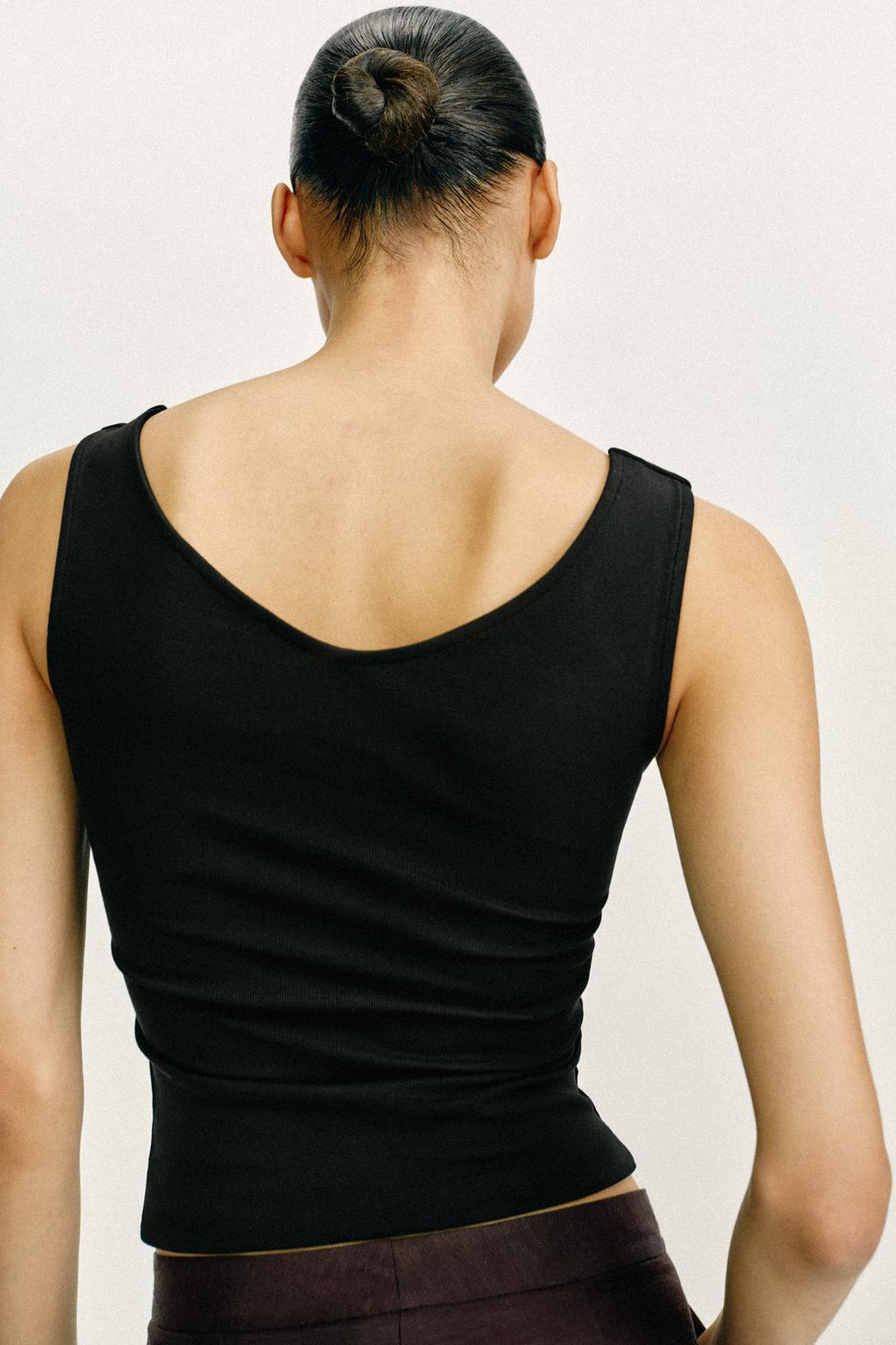 ФУТБОЛКА С ОТКРЫТЫМИ ПЛЕЧАМИ