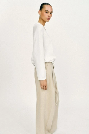 Свитер с круглым вырезом- Заказать в России