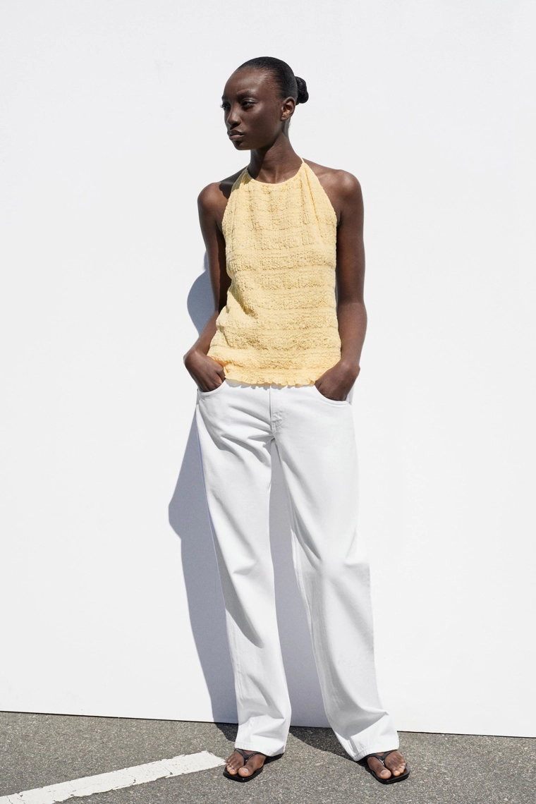 Топ с открытой спиной на завязках