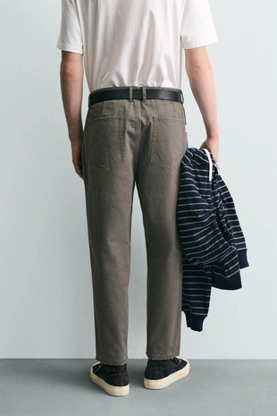 Брюки Carrot Fit с эффектом потертости