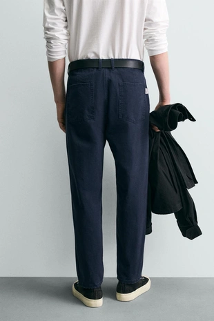 Брюки Carrot Fit с эффектом потертости