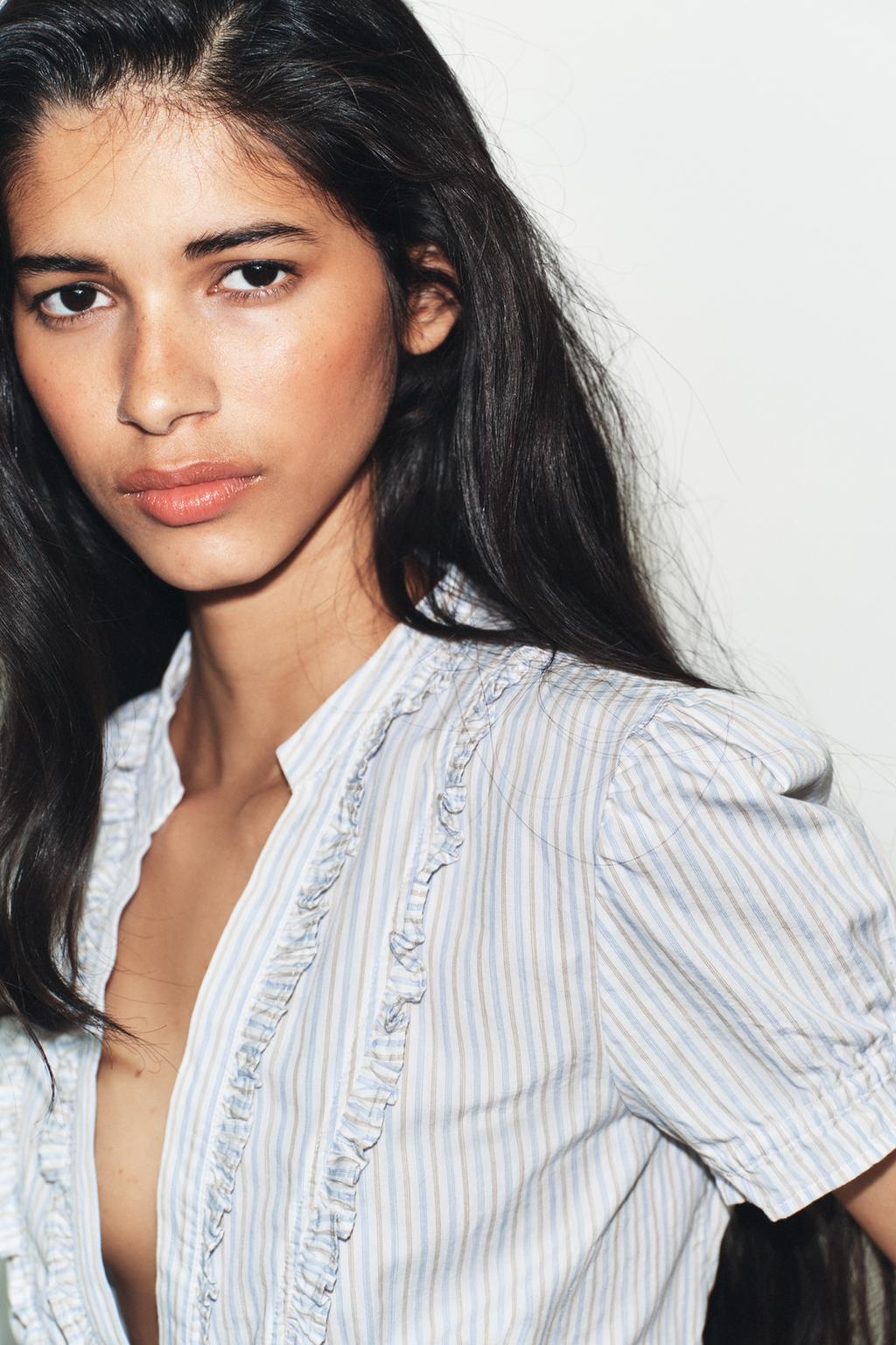 РУБАШКА ИЗ ПОПЛИНА С ВОЛАНАМИ