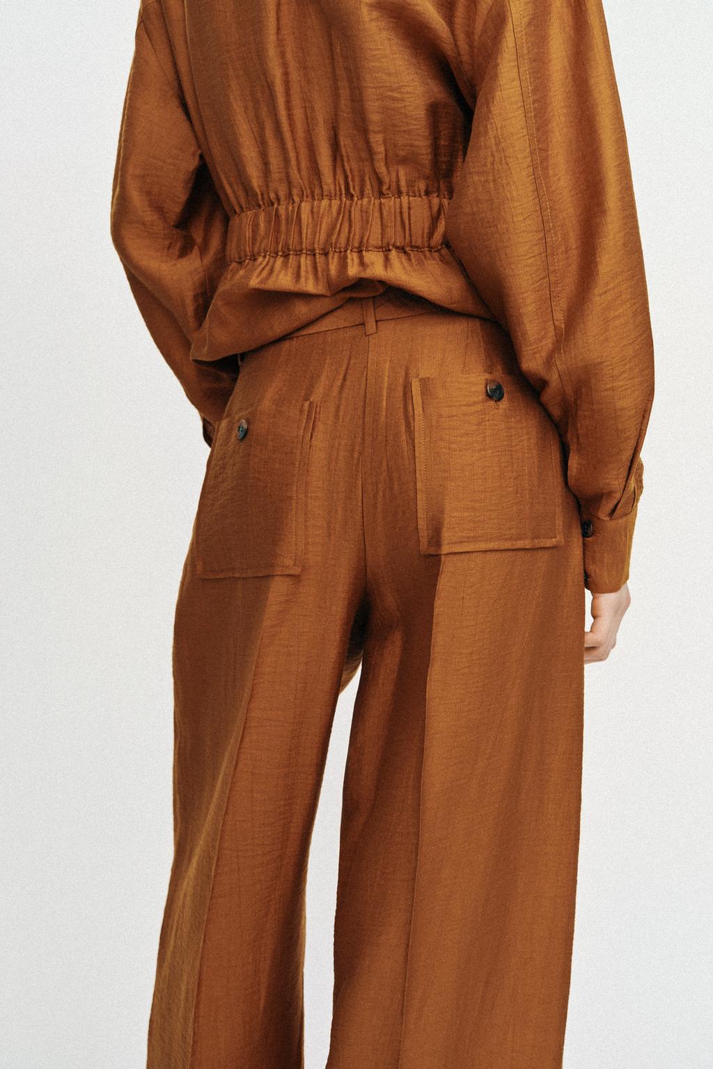 БРЮКИ СВОБОДНОГО КРОЯ ИЗ СМЕСОВОГО ЛЬНА С РАЗРЕЗАМИ ПО НИЗУ