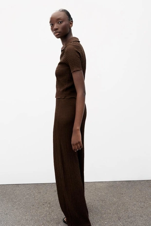 Брюки прямого кроя фактурные- Заказать в России