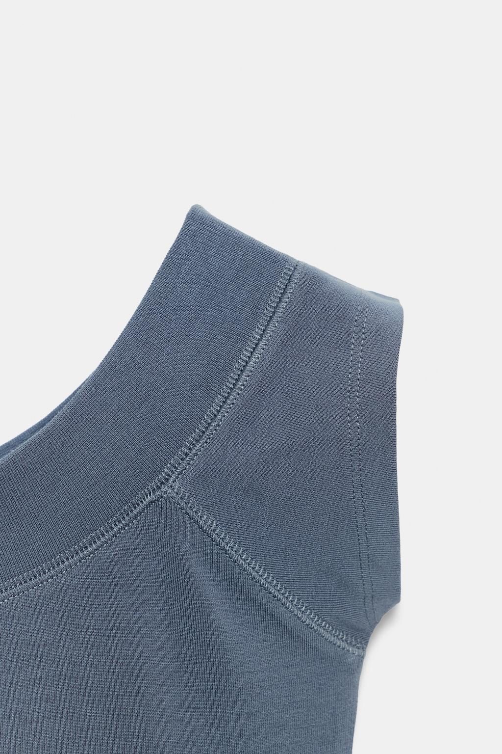 ТОП С ВЫРЕЗОМ «ЛОДОЧКА»