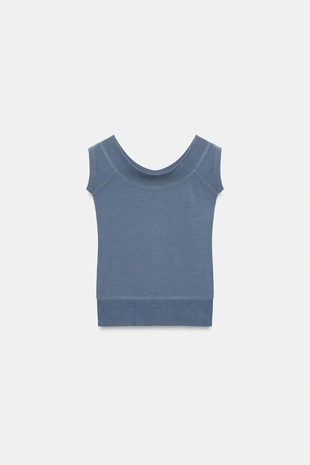 Топ с вырезом «лодочка»