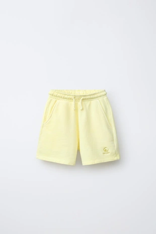 Шорты из мягкой ткани с окрашиванием и вышивкой