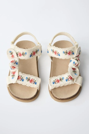 Сандалии с вышивкой и бантом- Заказать в России