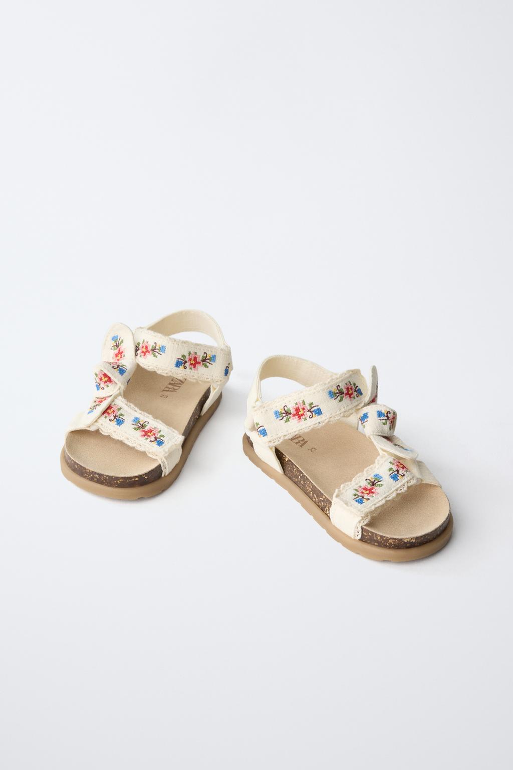 САНДАЛИИ С ВЫШИВКОЙ И БАНТОМ
