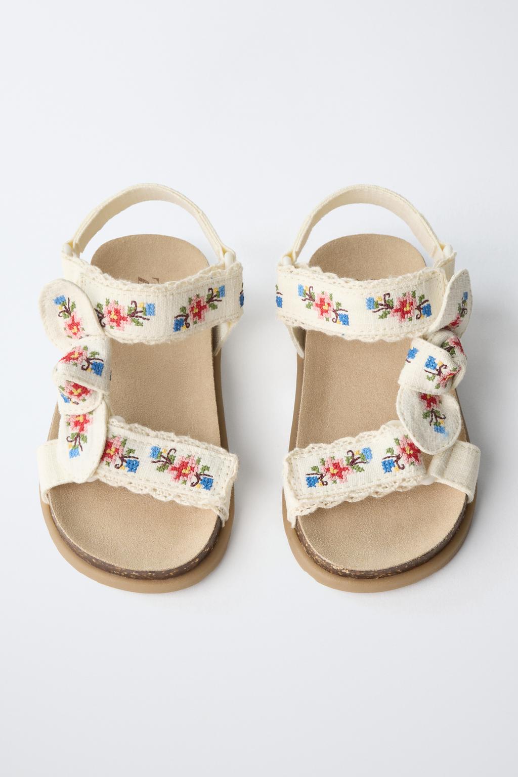 САНДАЛИИ С ВЫШИВКОЙ И БАНТОМ