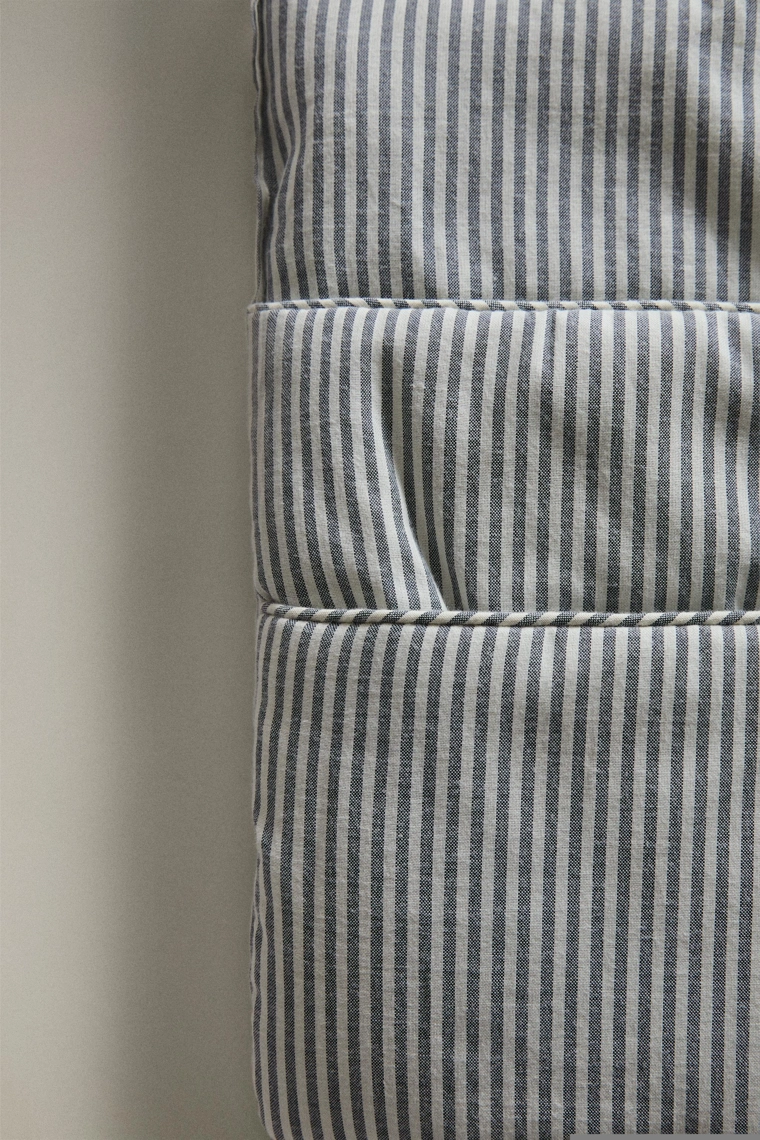 Полосатый органайзер для детской кроватки из хлопка