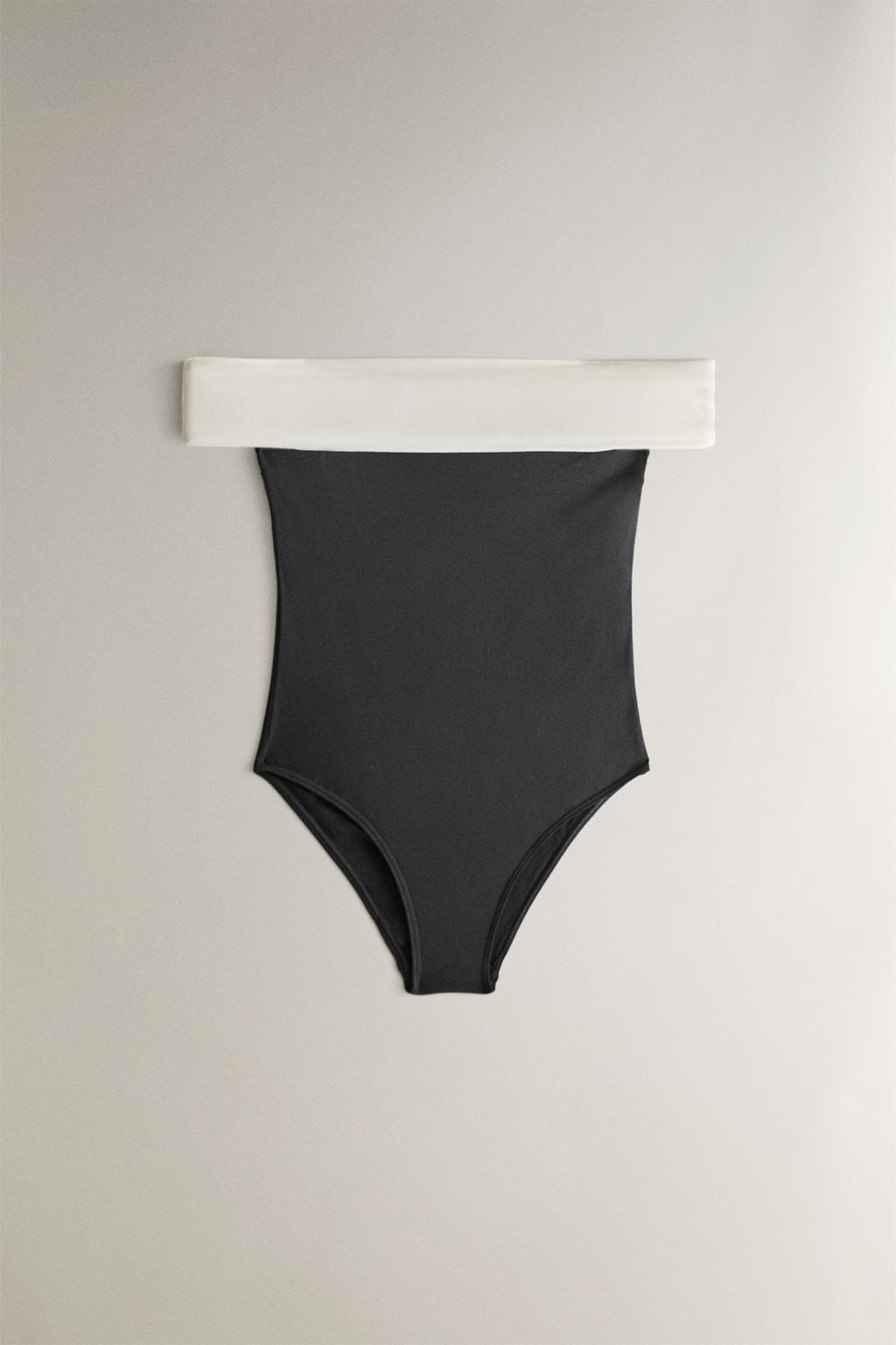 Купальник с открытыми плечами