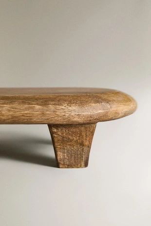 Деревянная разделочная доска с ножками- Заказать в России