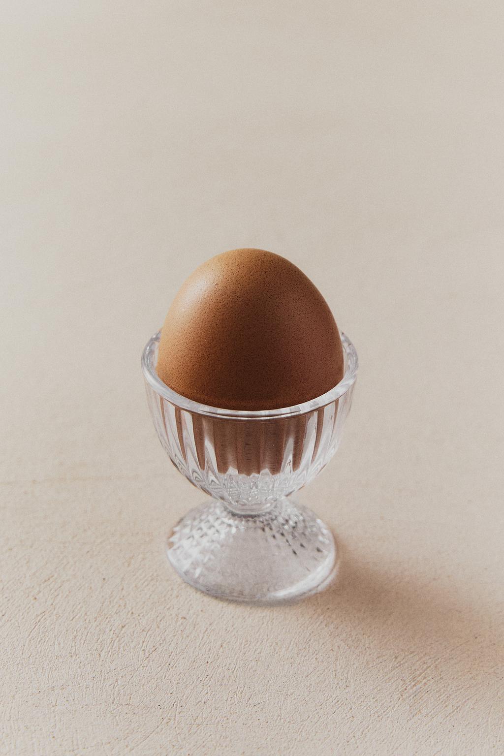Стакан для яйца из стекла с объемным геометрическим дизайном