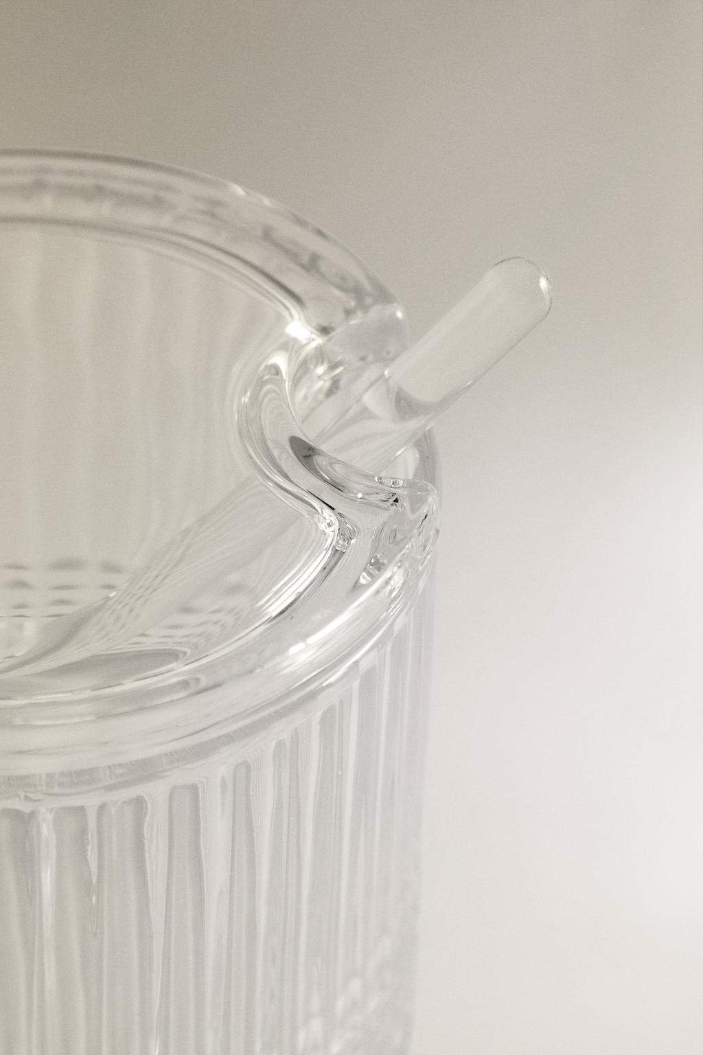 Стеклянная сахарница с рельефным геометрическим дизайном