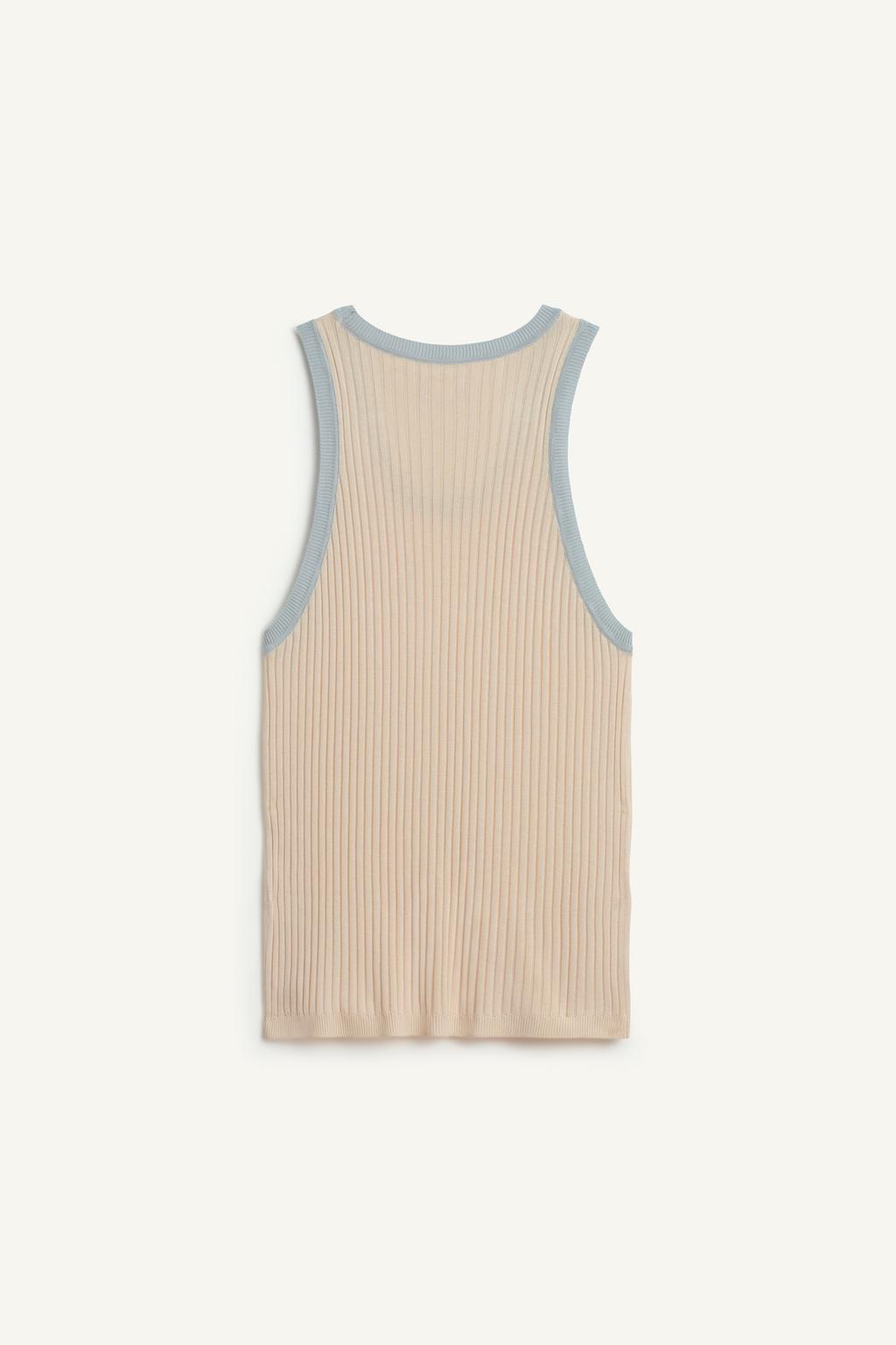 Топ из вязаного вискозного трикотажа