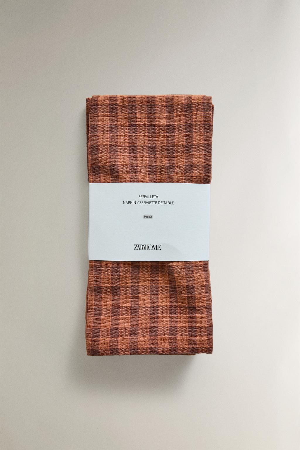 Набор клетчатых салфеток с контрастной стежкой (набор из 2)