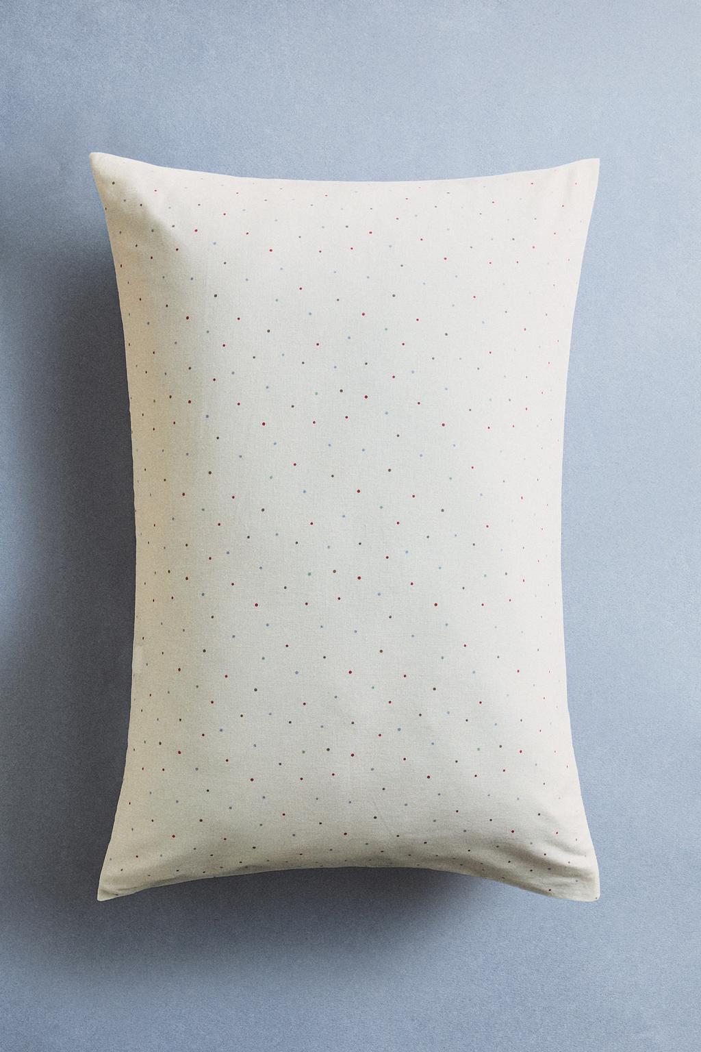 Детская наволочка в горошек