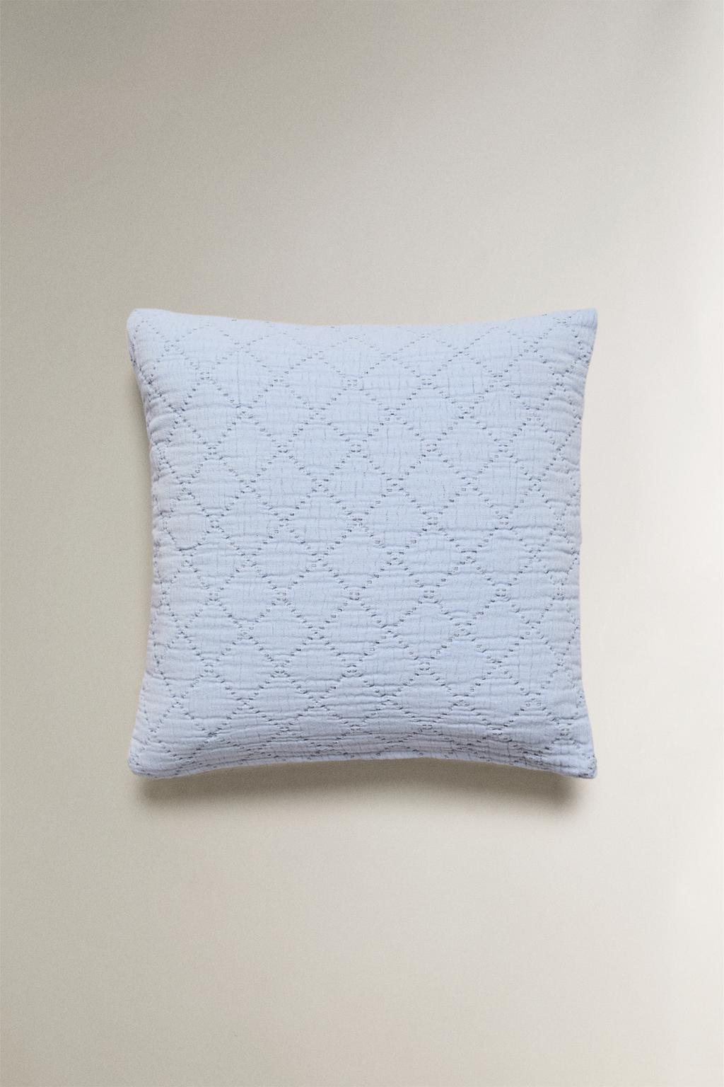 Детский чехол на подушку с ромбовидной стежкой