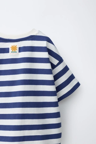 Футболка в полоску
