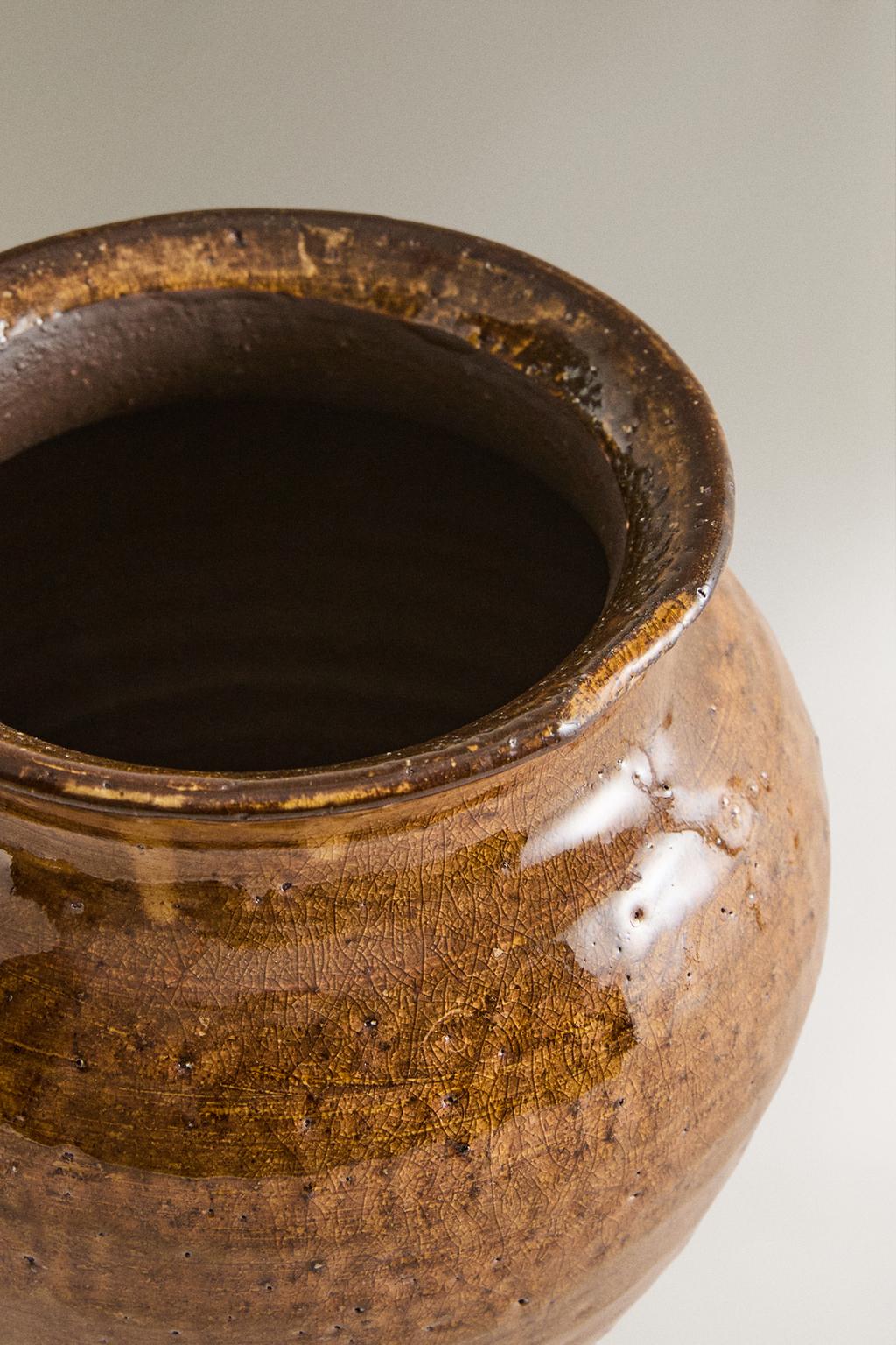 Керамическая ваза