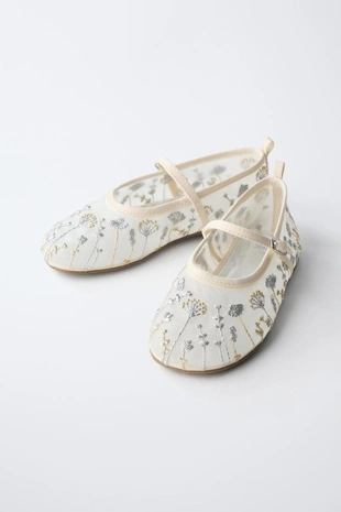 Туфли-балетки с вышивкой- Заказать в России
