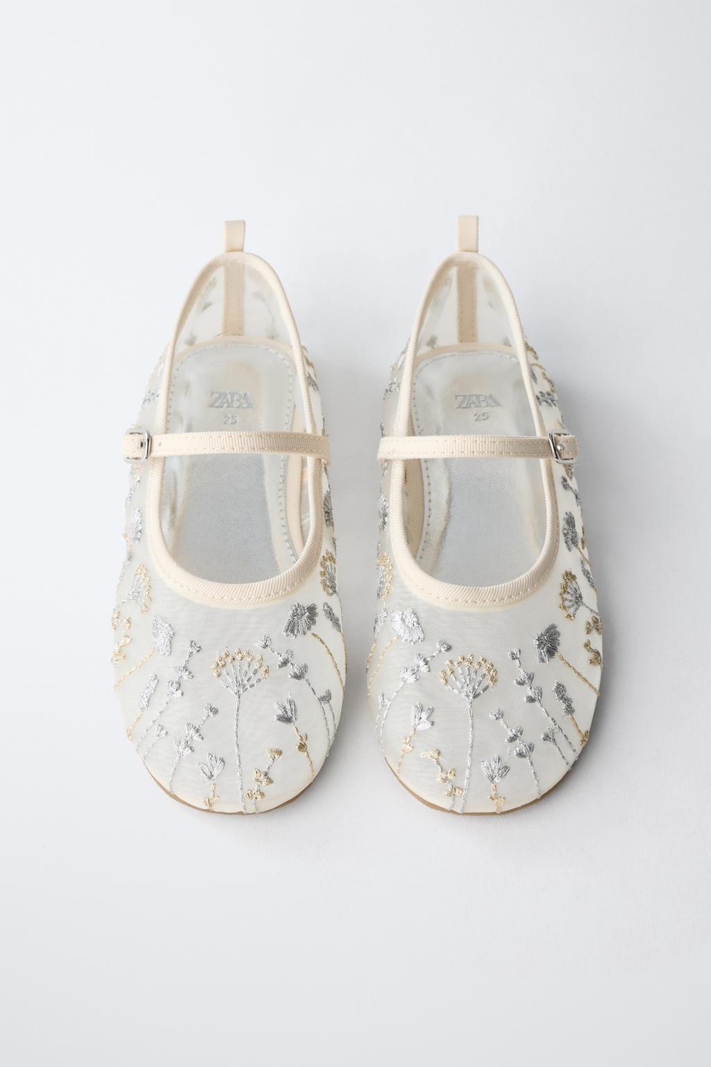 Туфли-балетки с вышивкой