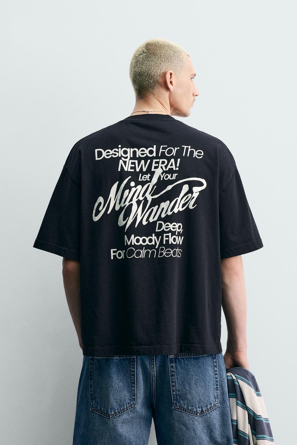 ТОЛСТОВКА С КОРОТКИМ РУКАВОМ И НАДПИСЯМИ