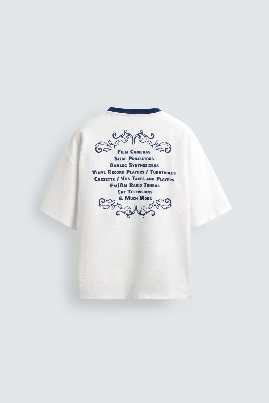 ТОЛСТОВКА СВОБОДНОГО КРОЯ С КОНТРАСТНЫМ ПРИНТОМ