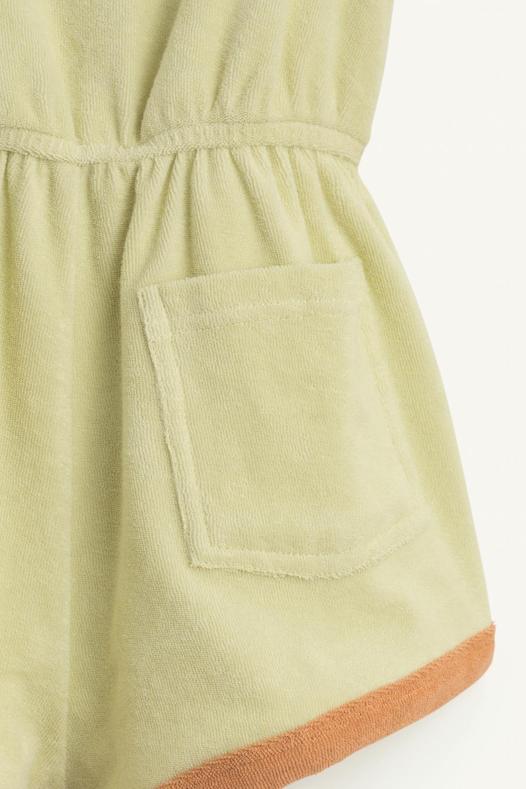 Короткий комбинезон из футера