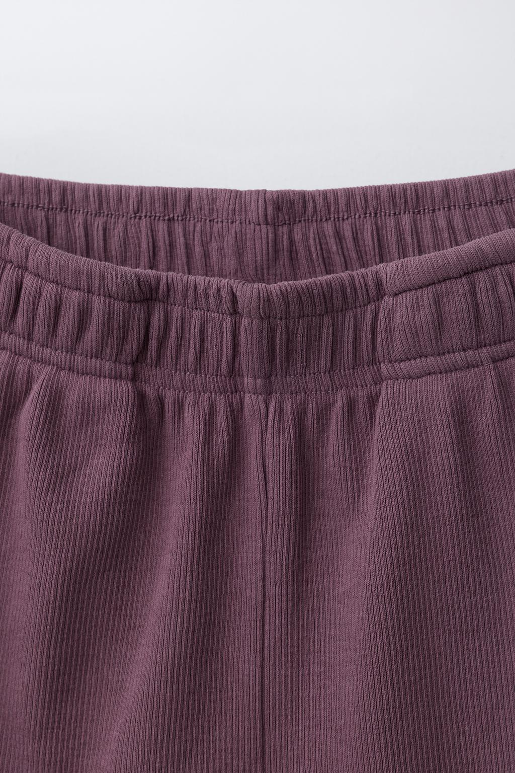 КОМПЛЕКТ ИЗ РУБЧАТОЙ ФУТБОЛКИ-БОРЦОВКИ И ШОРТОВ