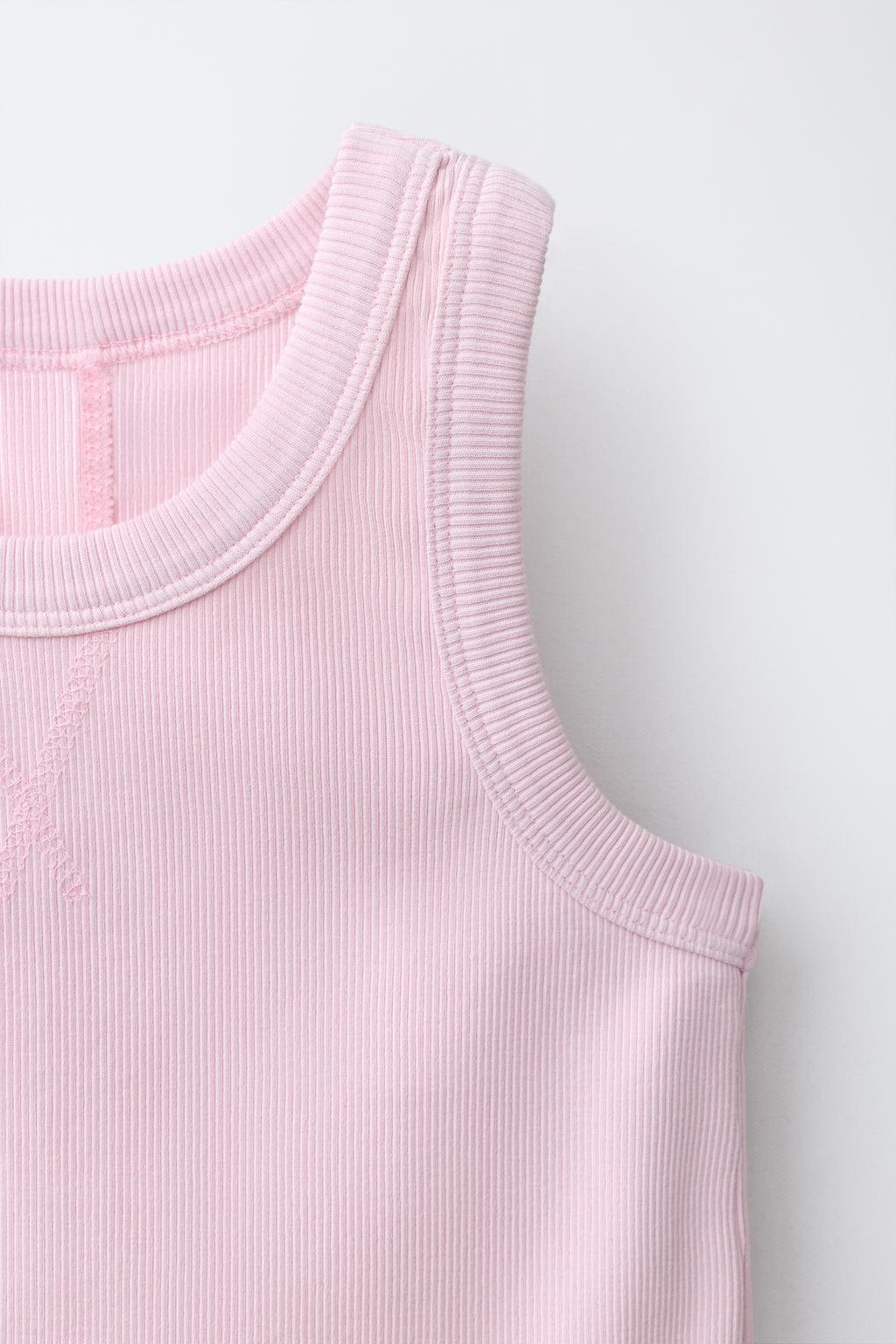 КОМПЛЕКТ ИЗ ФУТБОЛКИ-БОРЦОВКИ И ШОРТОВ В РУБЧИК С ЭФФЕКТОМ ПОТЕРТОСТИ