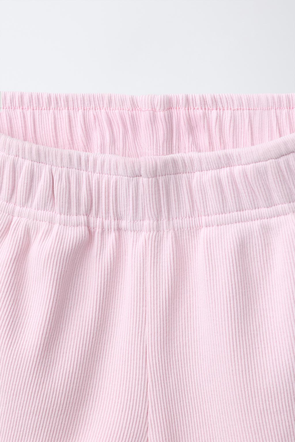 КОМПЛЕКТ ИЗ ФУТБОЛКИ-БОРЦОВКИ И ШОРТОВ В РУБЧИК С ЭФФЕКТОМ ПОТЕРТОСТИ