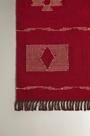 Ковер из шерсти и рами с геометрическим принтом- Заказать в России