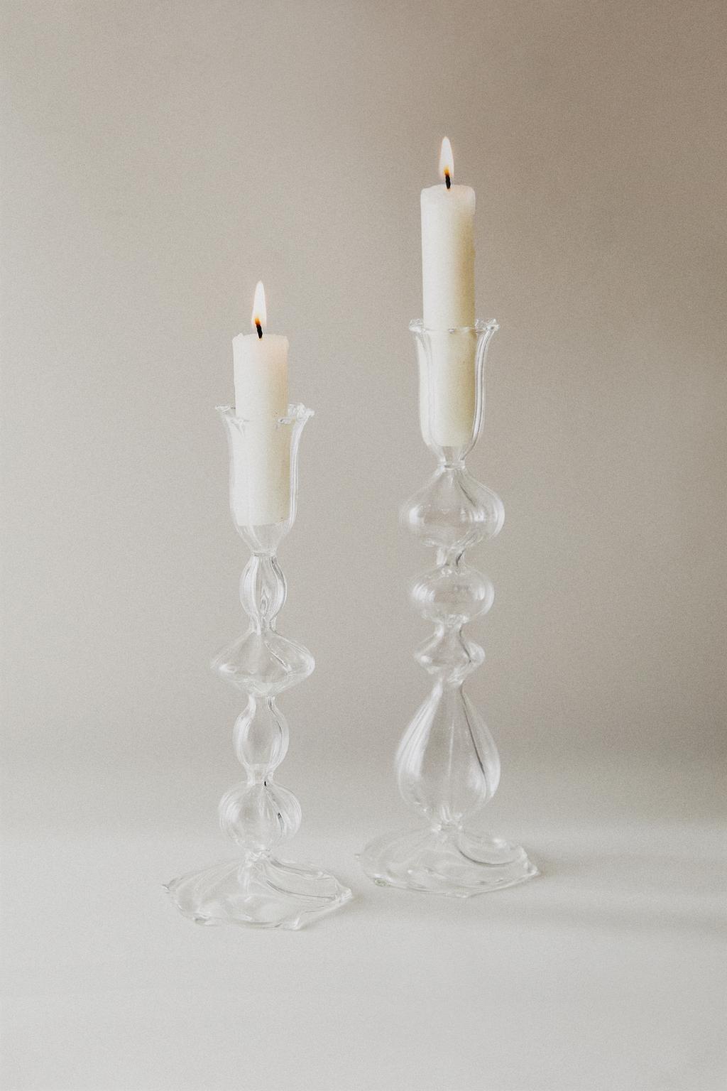 Прозрачный стеклянный подсвечник