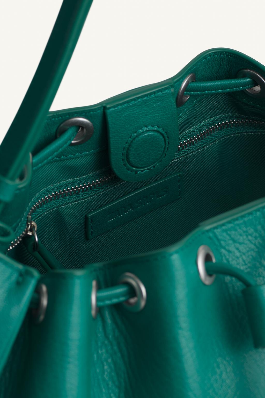 Сумка на плечо из кожи 16