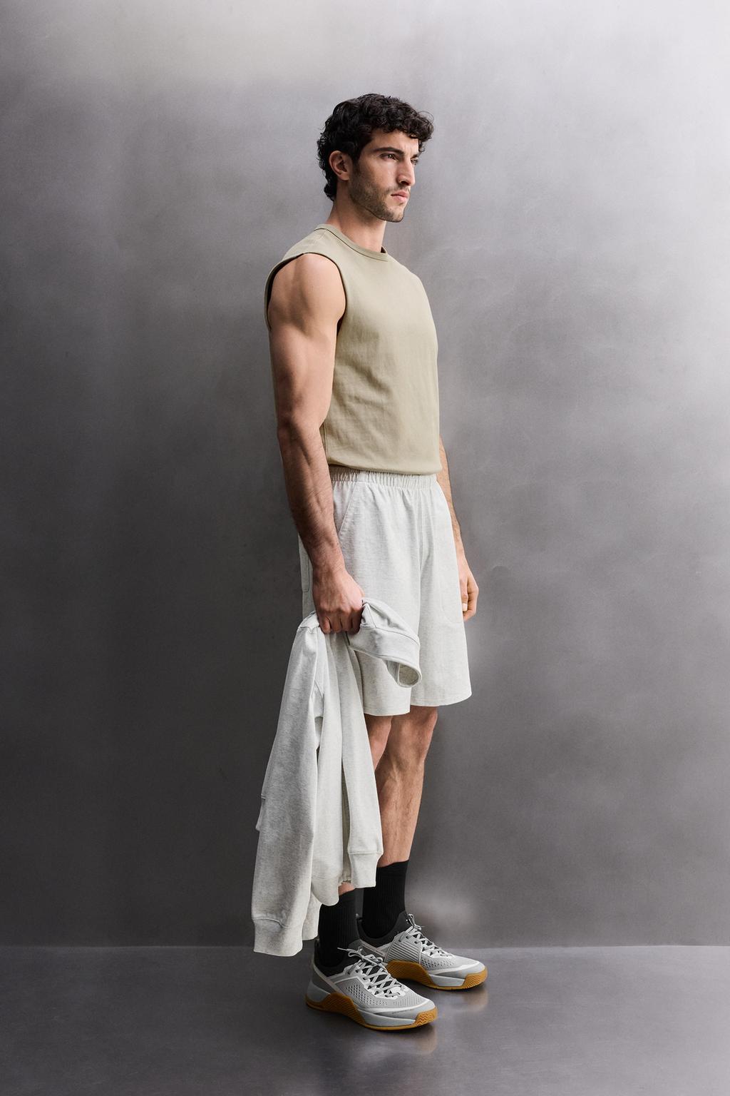 МАЙКА ИЗ ПЛОТНОГО ХЛОПКА