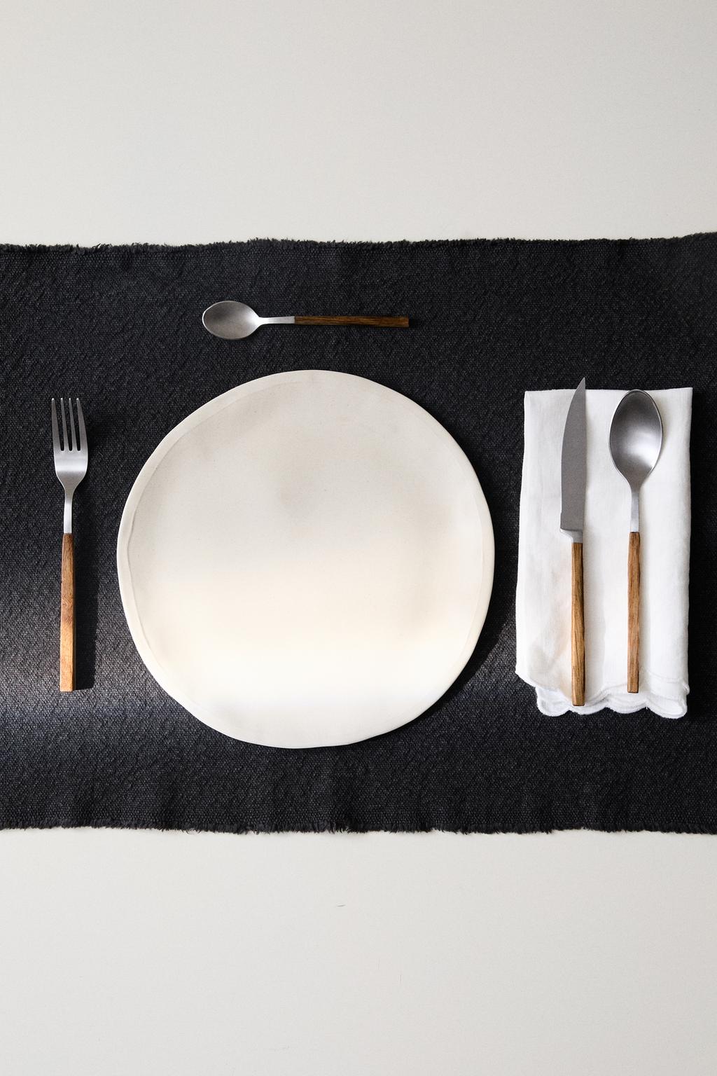 Набор столовых приборов из 4 предметов с деревянной ручкой