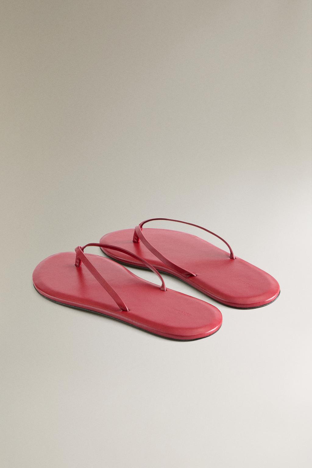 Минималистичные кожаные сандалии