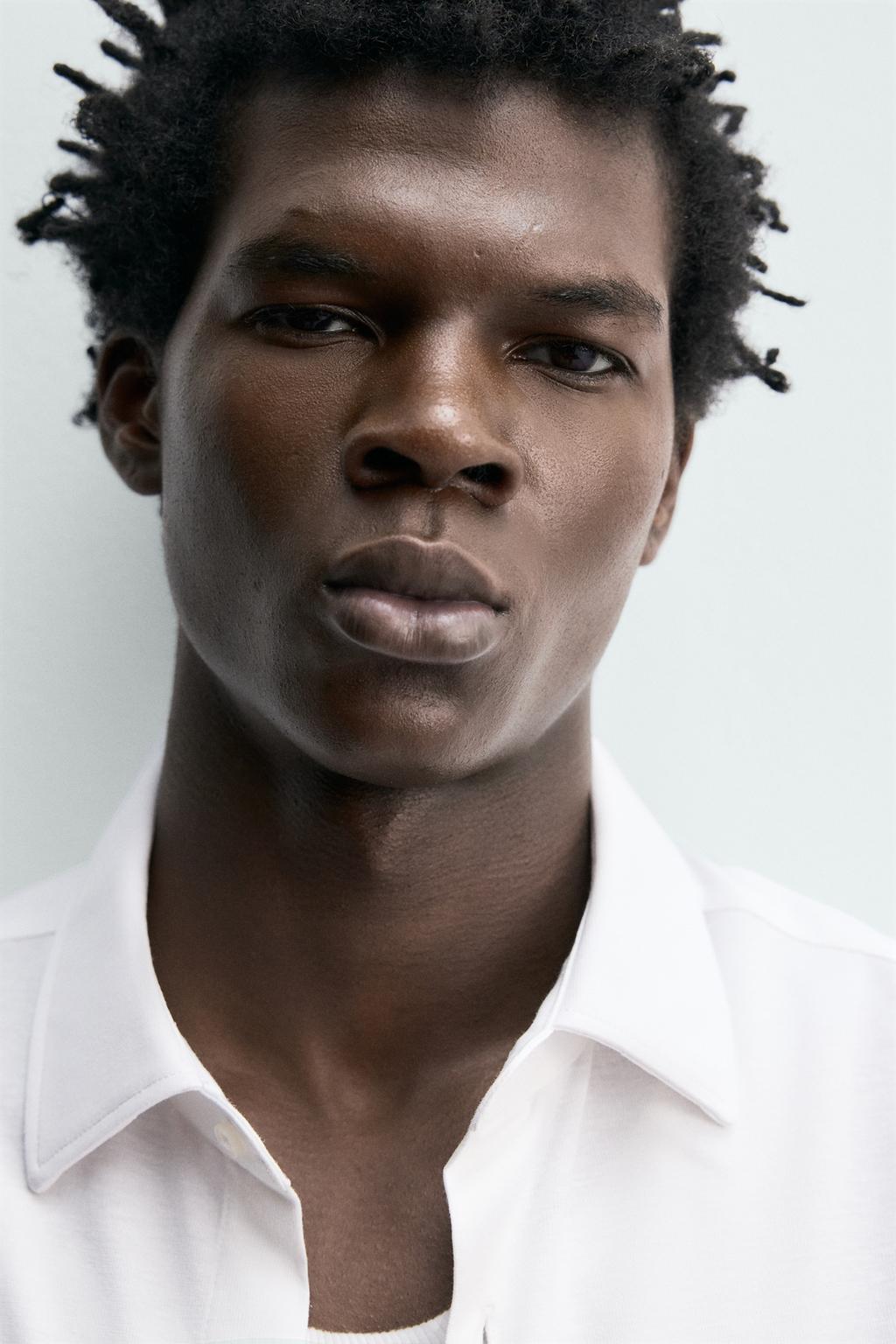 РУБАШКА КЛАССИЧЕСКОГО КРОЯ ИЗ РЕЛЬЕФНОЙ ТКАНИ