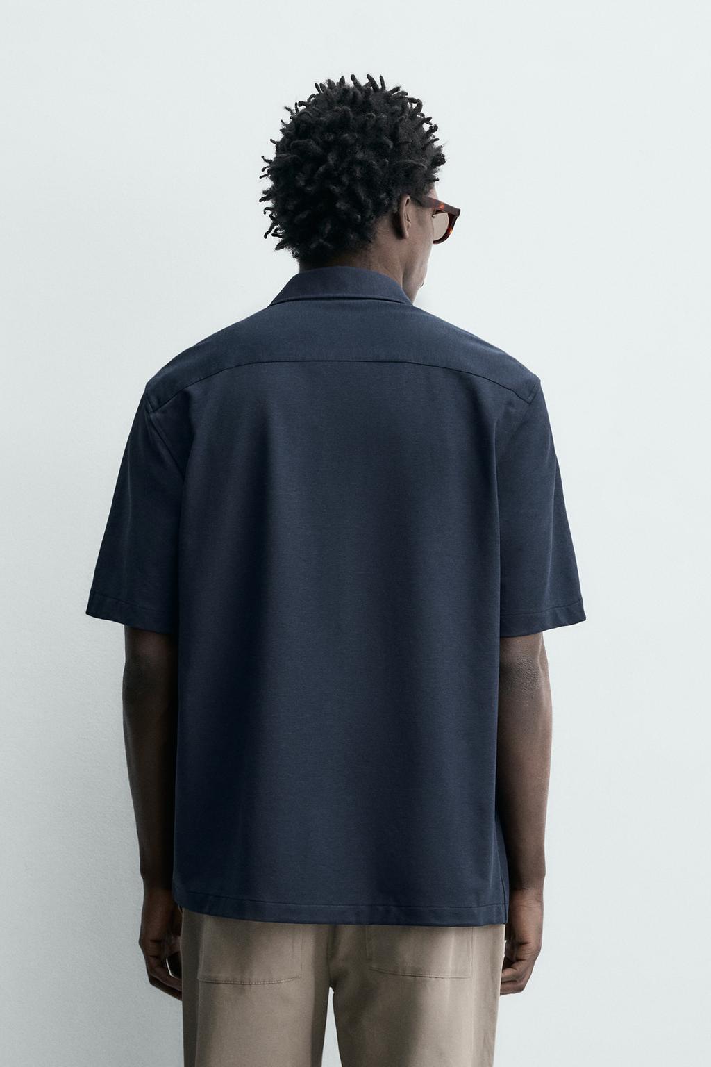 РУБАШКА КЛАССИЧЕСКОГО КРОЯ ИЗ РЕЛЬЕФНОЙ ТКАНИ