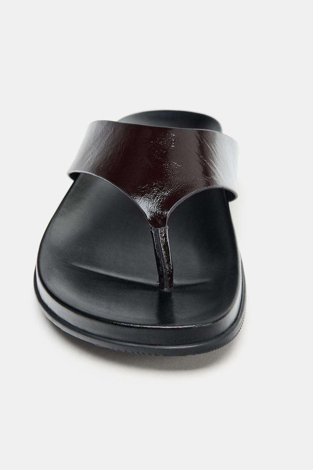 КОЖАНЫЕ САНДАЛИИ С РЕМЕШКАМИ