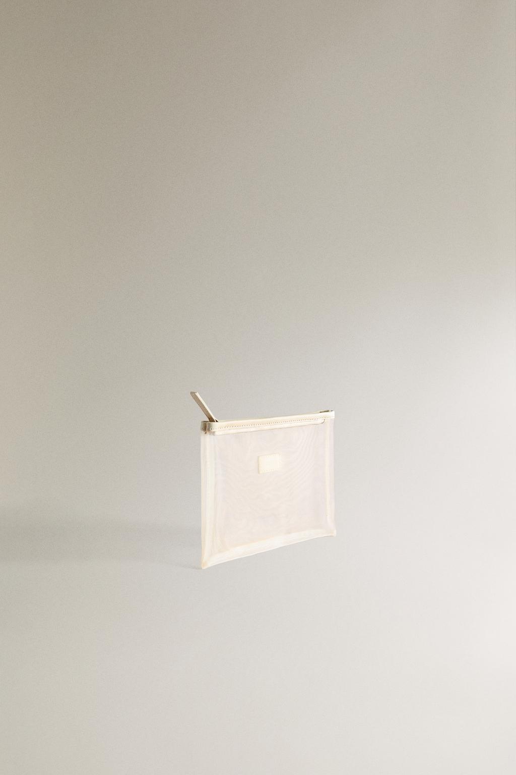 Сумочка для белья из мелкой сетки