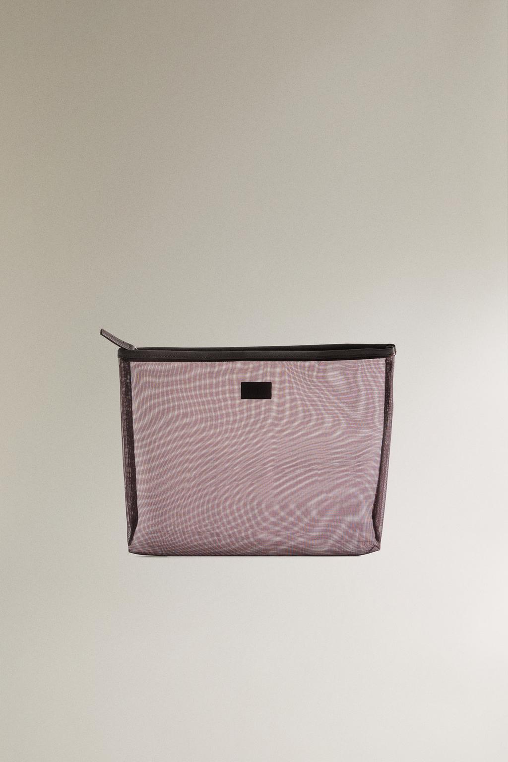 Сумка-клатч с сетчатым финишем