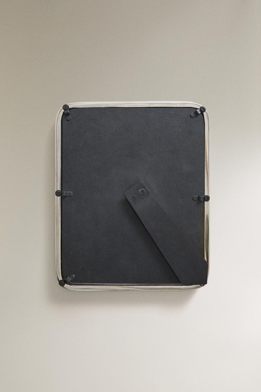 Металлическая фоторамка