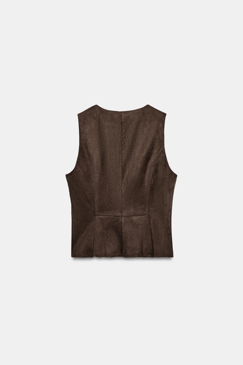 ЖИЛЕТ ИЗ ИСКУССТВЕННОЙ ЗАМШИ НА ПУГОВИЦАХ